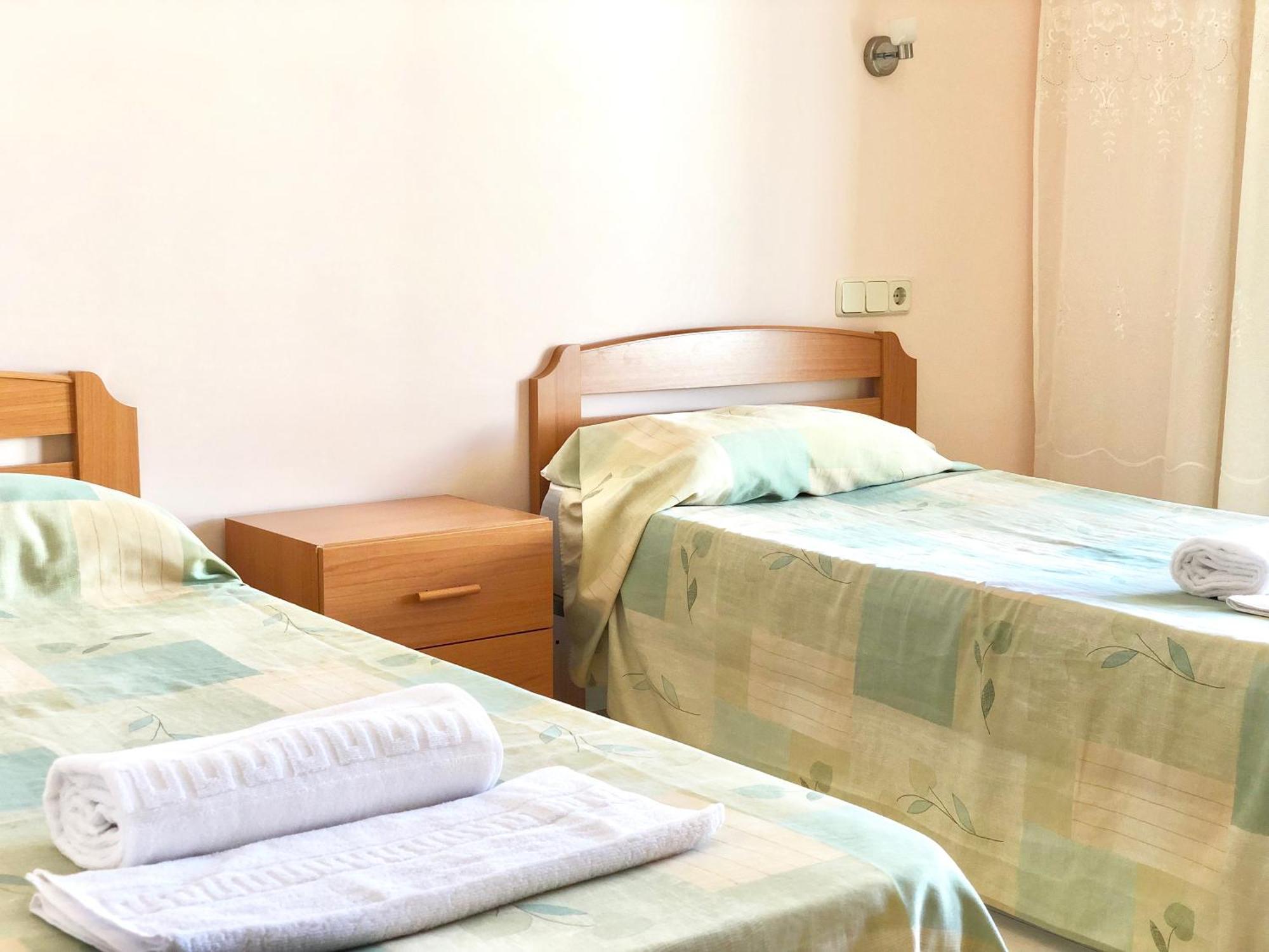 Apartamentos Benet Roses Ngoại thất bức ảnh