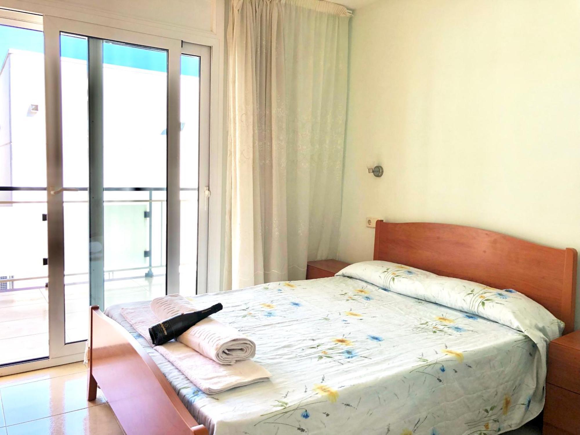 Apartamentos Benet Roses Ngoại thất bức ảnh