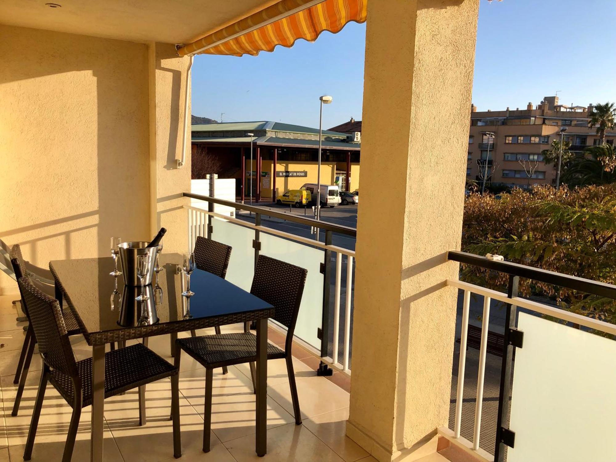 Apartamentos Benet Roses Ngoại thất bức ảnh